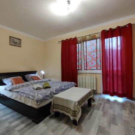 Квартира,З Чудовим Краевидом В Обухові Ngoại thất bức ảnh
